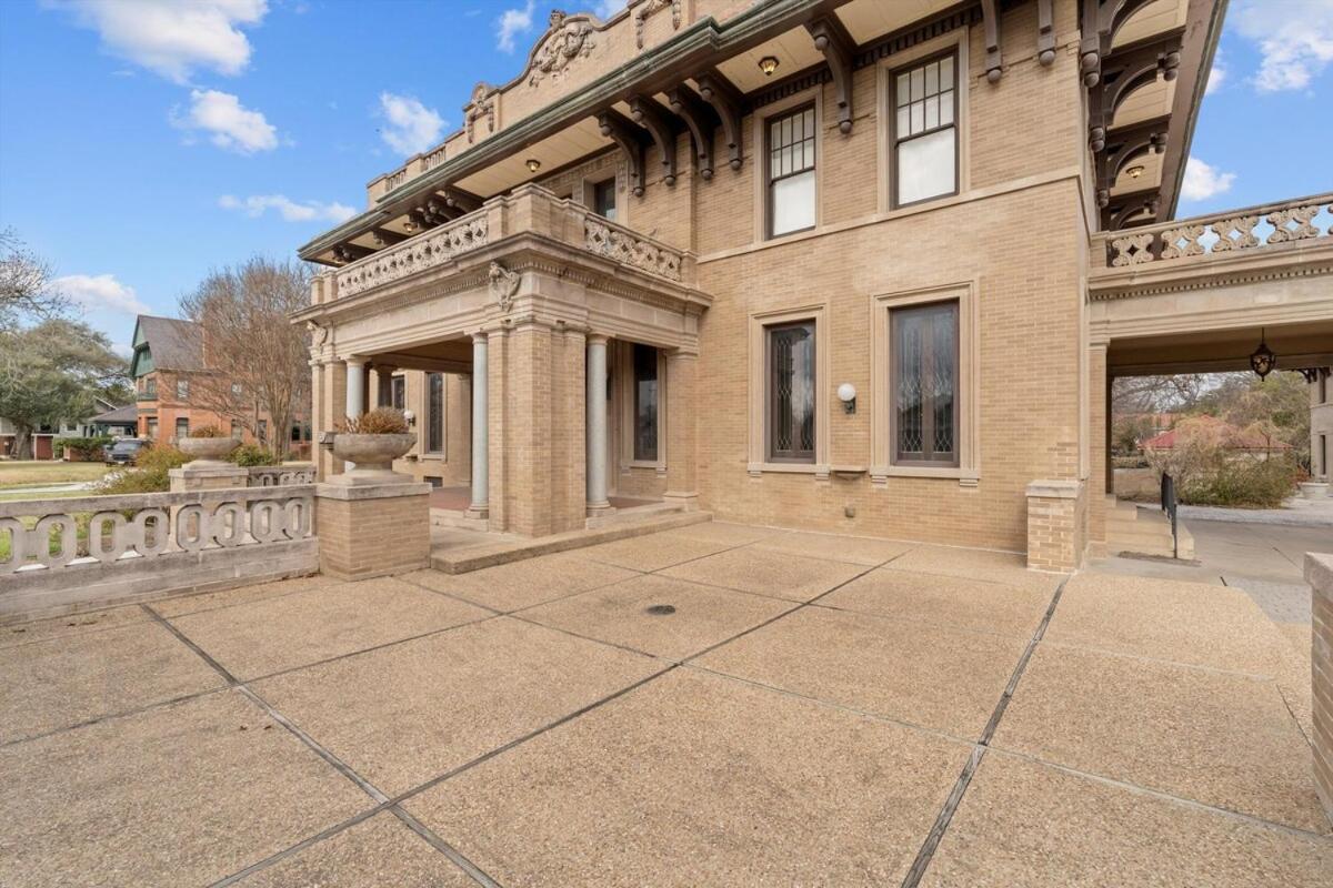 Historic Migel House In Downtown Waco Villa Exterior foto
