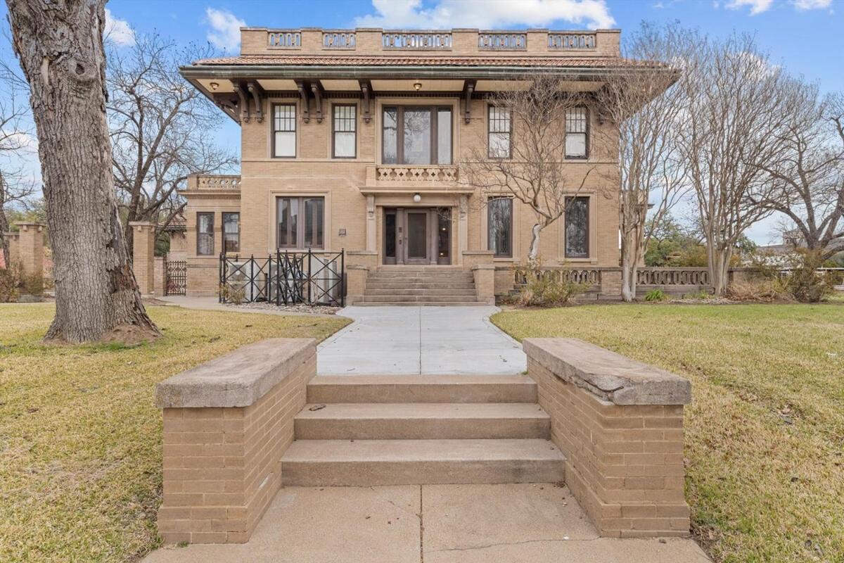 Historic Migel House In Downtown Waco Villa Exterior foto